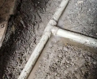 吉隆漏水维修电话